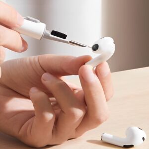 The Pod Cleaner airpods cleaner kit