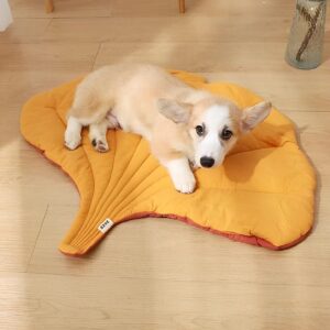 Leaf Shape Dog Blanket | Leaf Shaped Dog Blanket M yellow