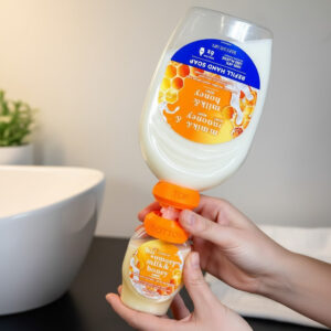 Liquid Hand And Time Saver Bottle Transfer Adapter – Reusable Bottle Connector Funnel For Easy Refill, Hands-Free Dispenser Saver Fits Shampoo, Body Wash, Dish Soap Bottles